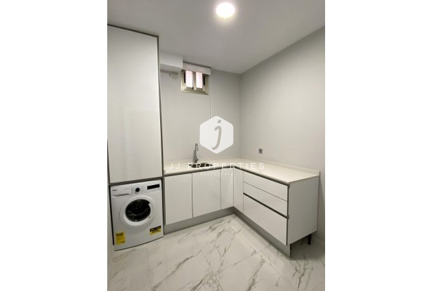 Tweedehands - Villa -
Orihuela Costa - PAU 26