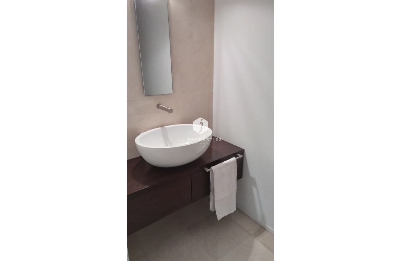 Tweedehands - duplex -
Almoradí - Costa Blanca