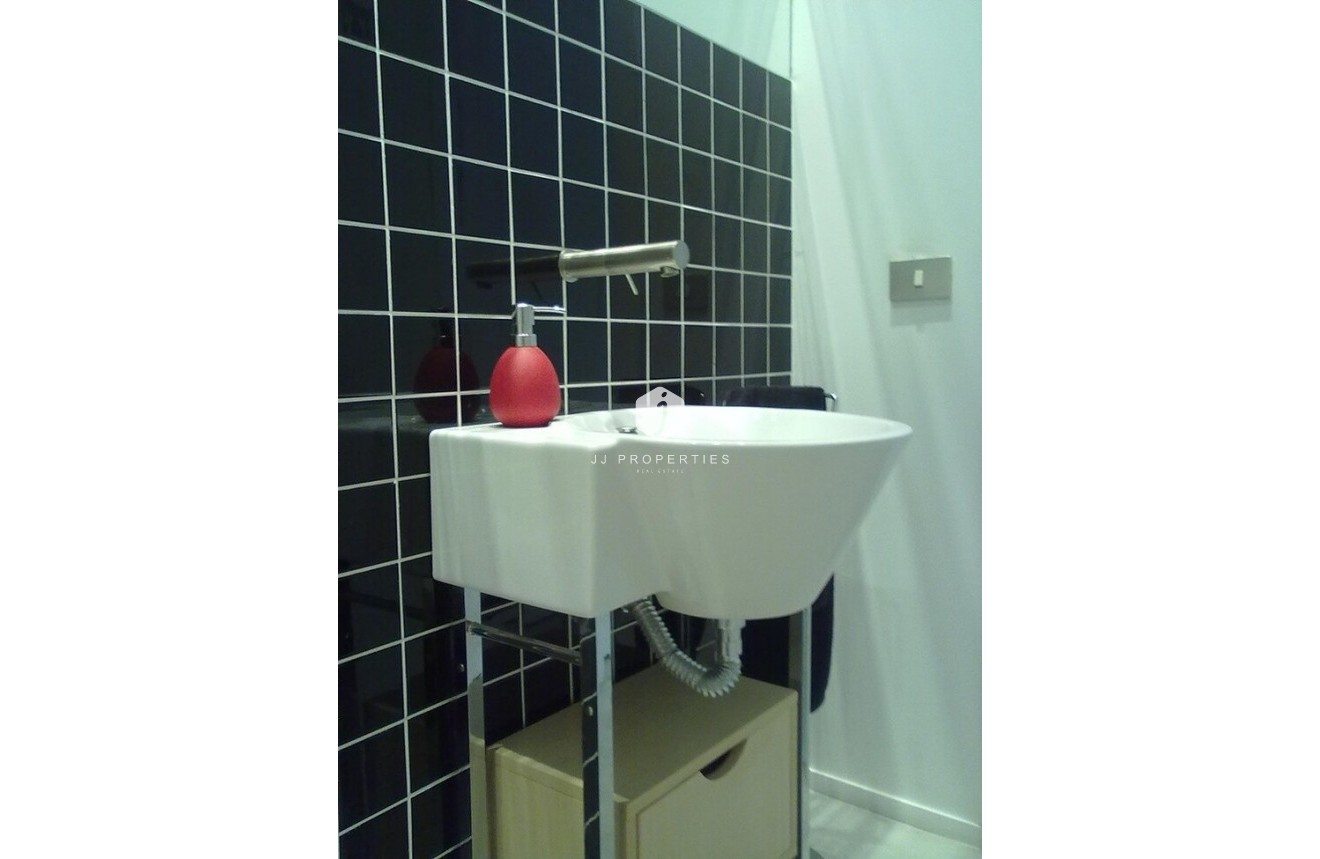 Tweedehands - duplex -
Almoradí - Costa Blanca