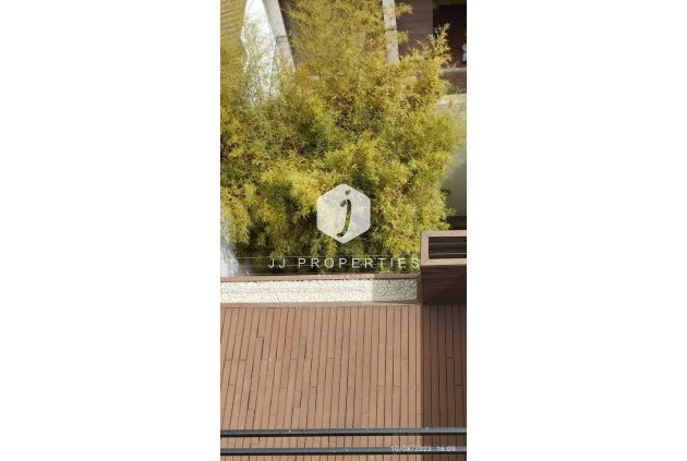 Tweedehands - duplex -
Almoradí - Costa Blanca