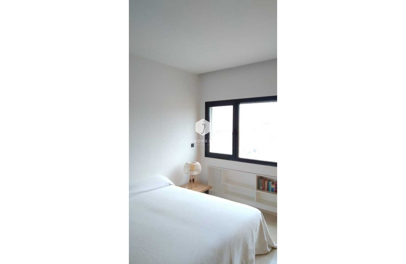 Tweedehands - duplex -
Almoradí - Costa Blanca