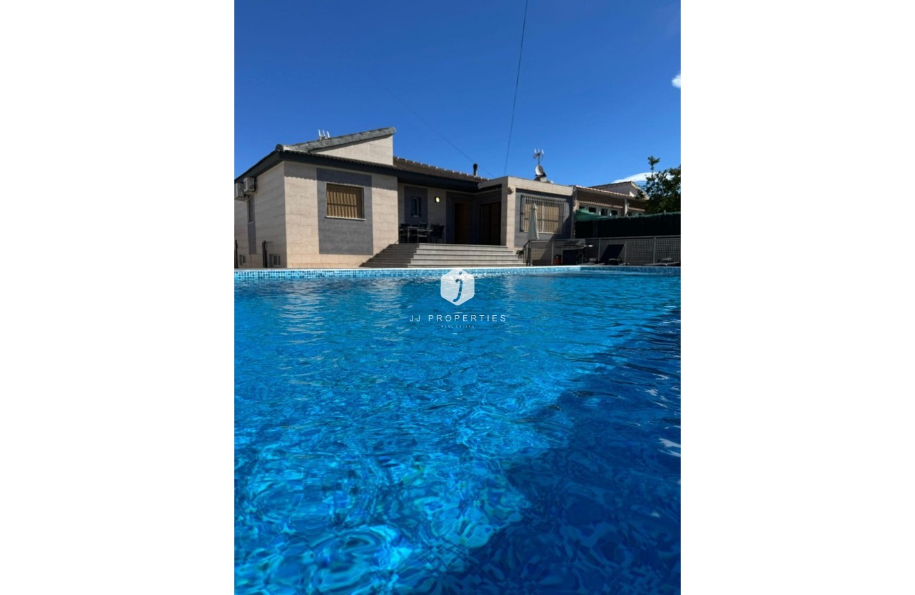 Tweedehands - Villa -
Torrevieja - Los Balcones - Los Altos del Edén