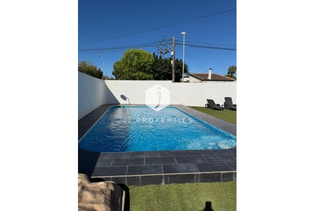 Tweedehands - Villa -
Torrevieja - Los Balcones - Los Altos del Edén