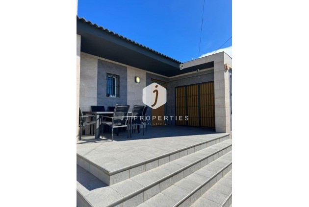 Tweedehands - Villa -
Torrevieja - Los Balcones - Los Altos del Edén