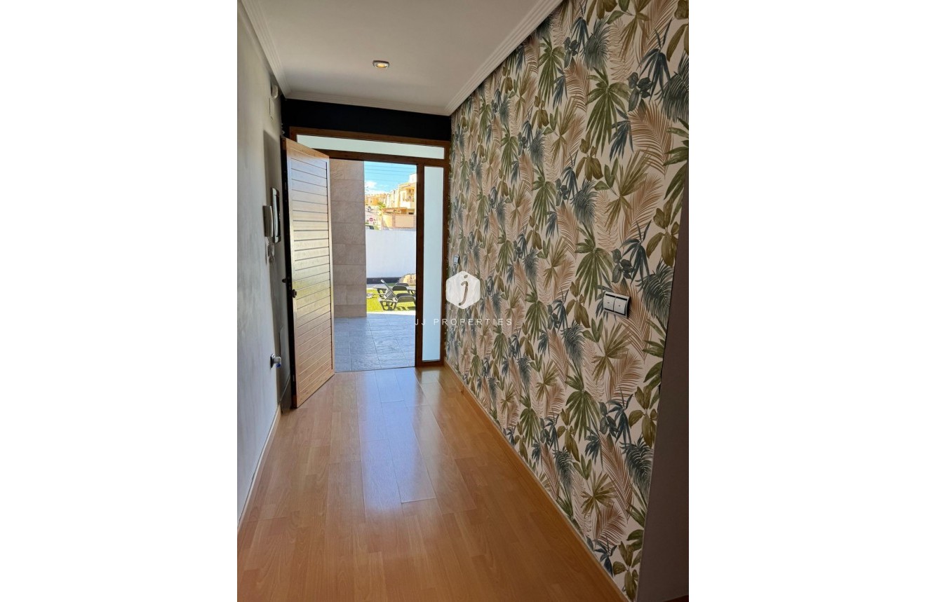 Tweedehands - Villa -
Torrevieja - Los Balcones - Los Altos del Edén