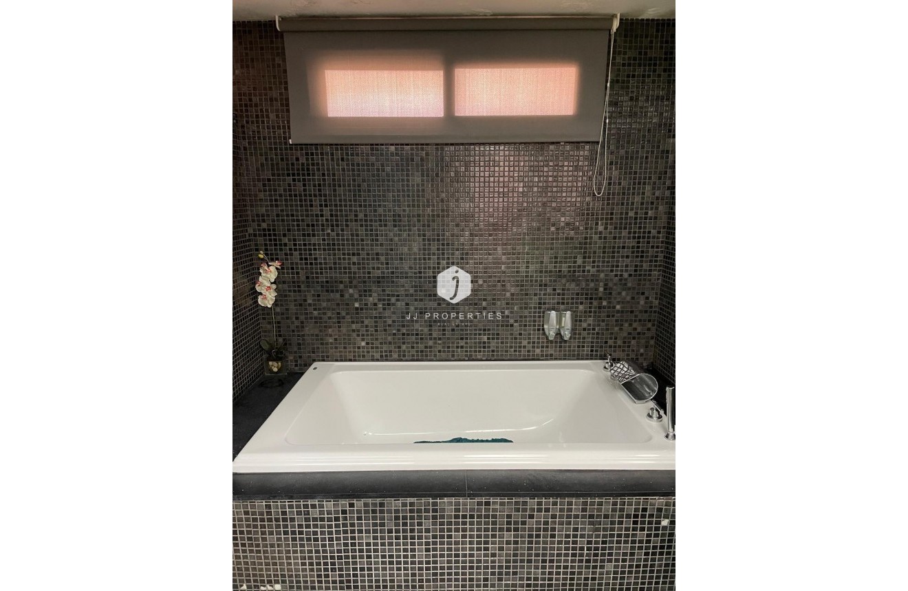 Segunda mano - Duplex -
Torrevieja - Playa del Cura