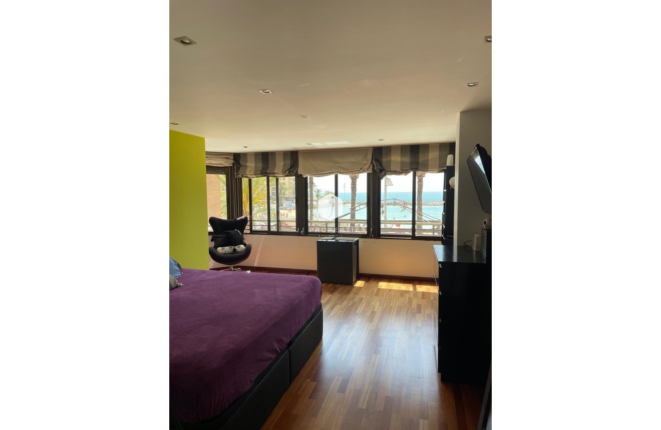 Segunda mano - Duplex -
Torrevieja - Playa del Cura