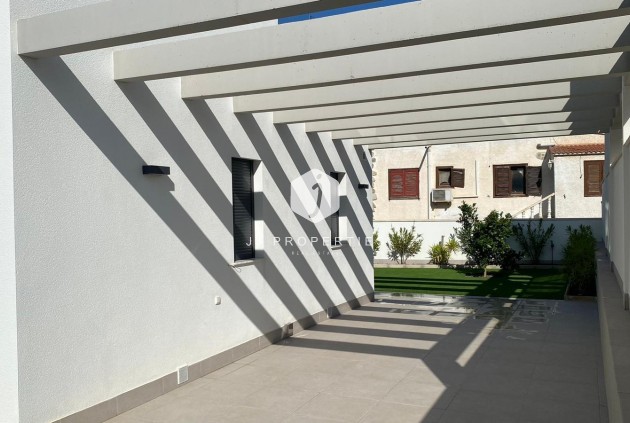 Tweedehands - Villa -
Torrevieja - Los Balcones