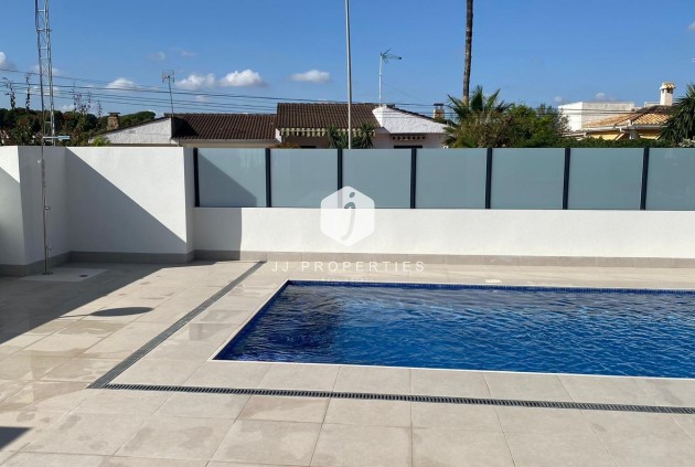 Tweedehands - Villa -
Torrevieja - Los Balcones