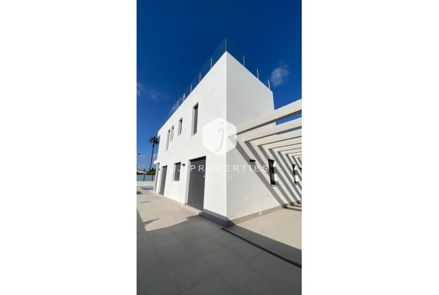 Tweedehands - Villa -
Torrevieja - Los Balcones