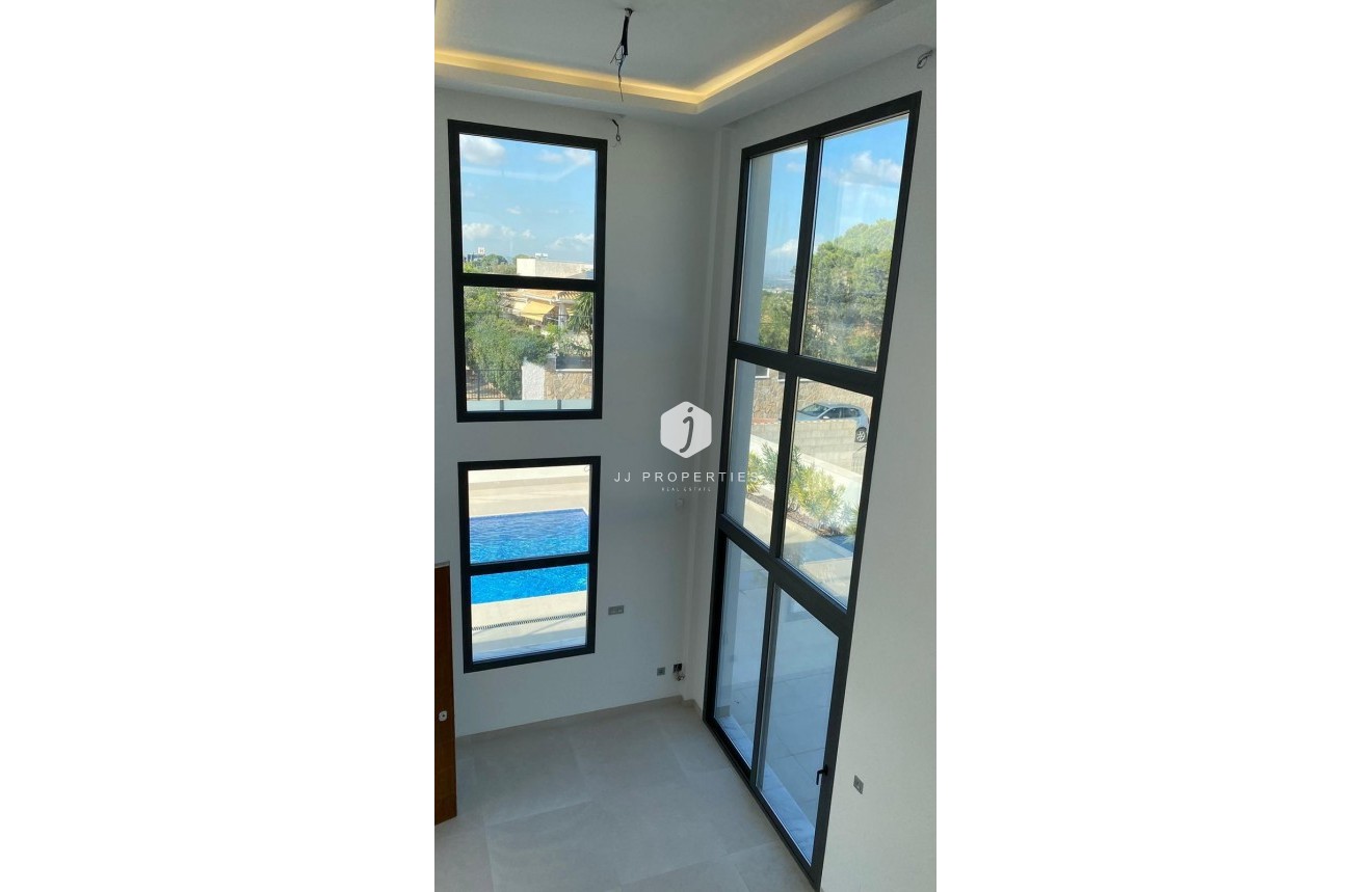 Tweedehands - Villa -
Torrevieja - Los Balcones