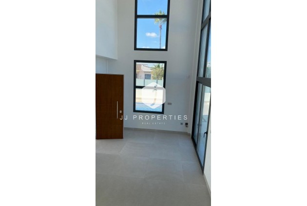 Tweedehands - Villa -
Torrevieja - Los Balcones