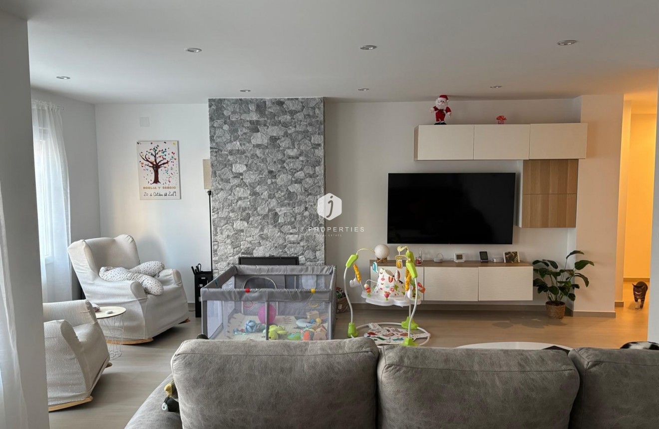 Tweedehands - Appartement / flat -
Torrevieja - Centro