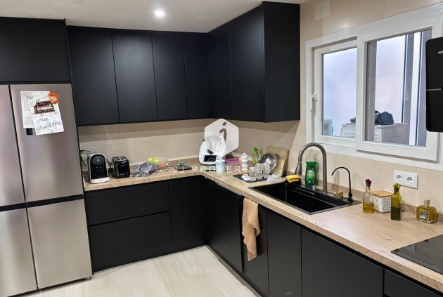 Tweedehands - Appartement / flat -
Torrevieja - Centro