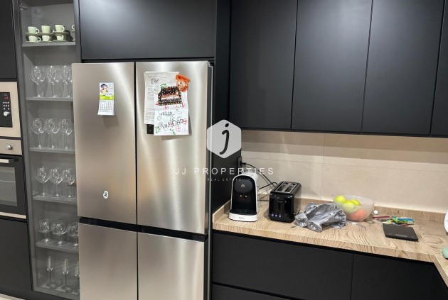 Tweedehands - Appartement / flat -
Torrevieja - Centro