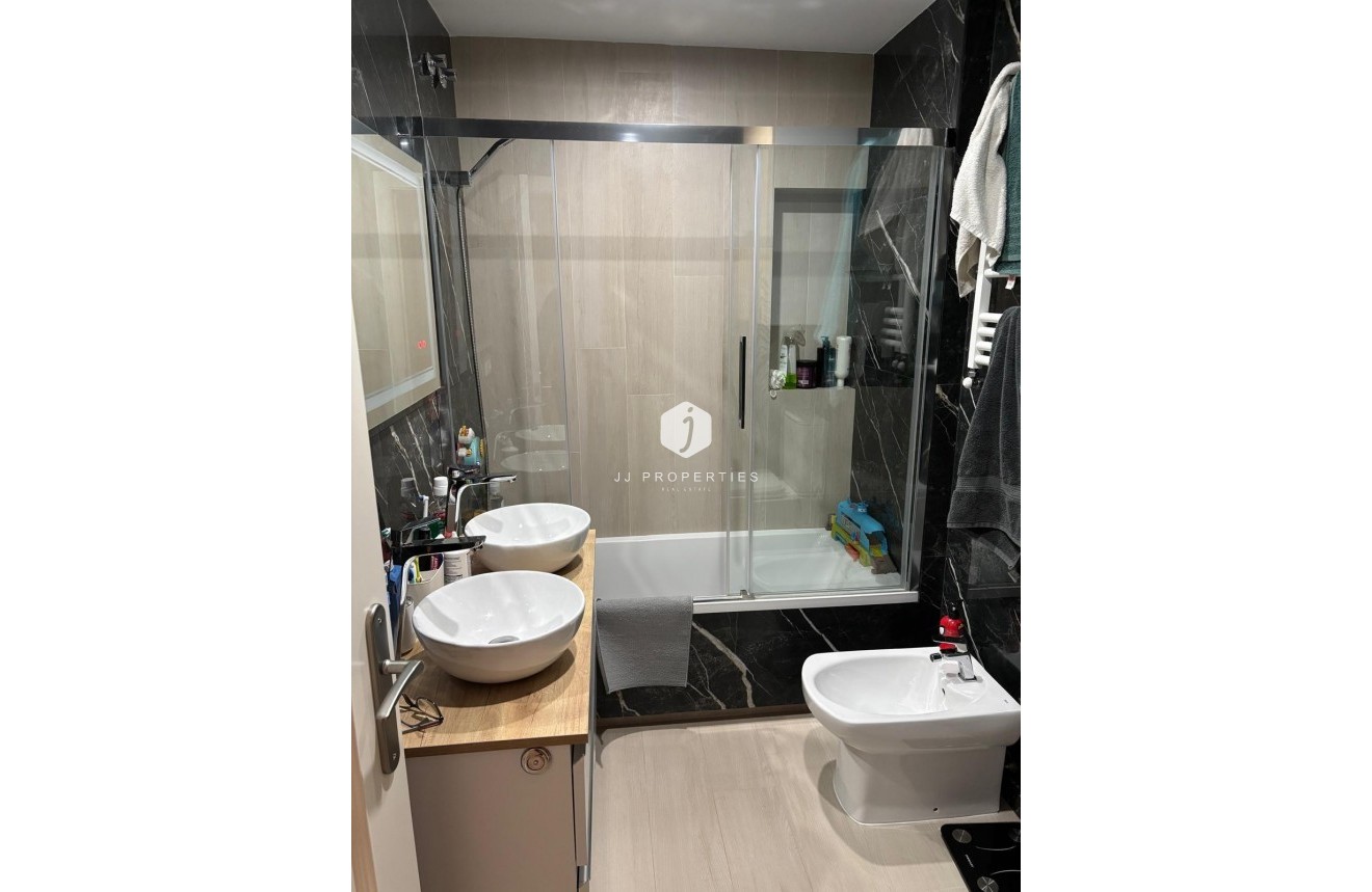 Tweedehands - Appartement / flat -
Torrevieja - Centro