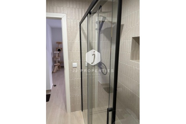 Tweedehands - Appartement / flat -
Torrevieja - Centro