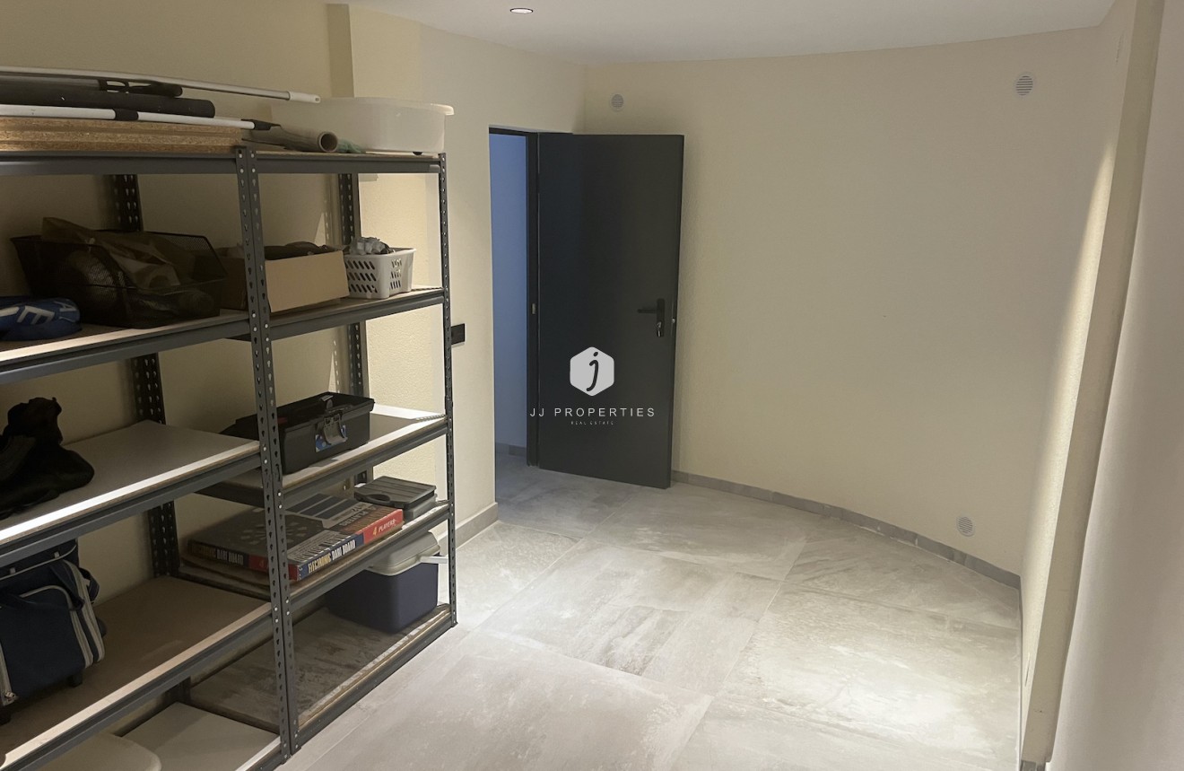 Tweedehands - Villa -
Rojales - Inland