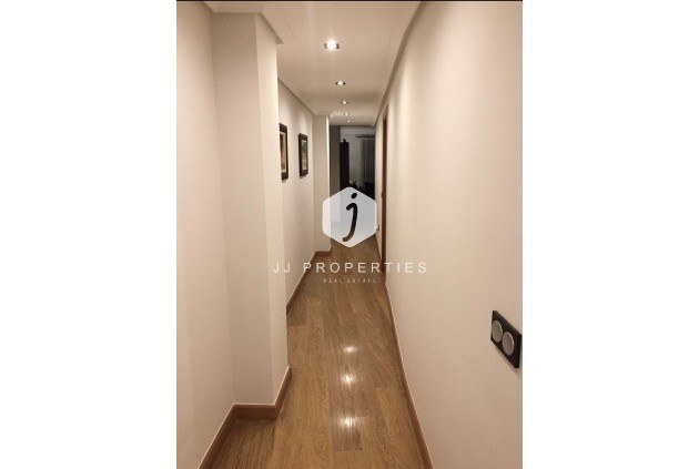 Tweedehands - Appartement / flat -
Torrevieja - Centro