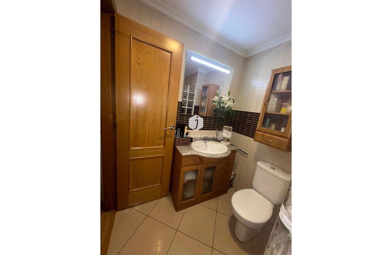 Tweedehands - Appartement / flat -
Torrevieja - Centro