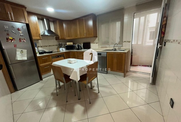 Tweedehands - Appartement / flat -
Torrevieja - Centro