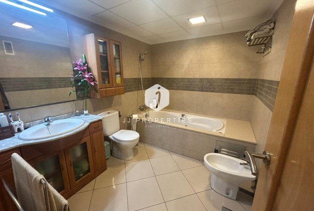 Tweedehands - Appartement / flat -
Torrevieja - Centro