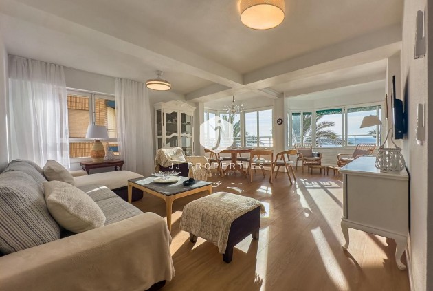 Tweedehands - Appartement / flat -
Torrevieja - Playa del Cura