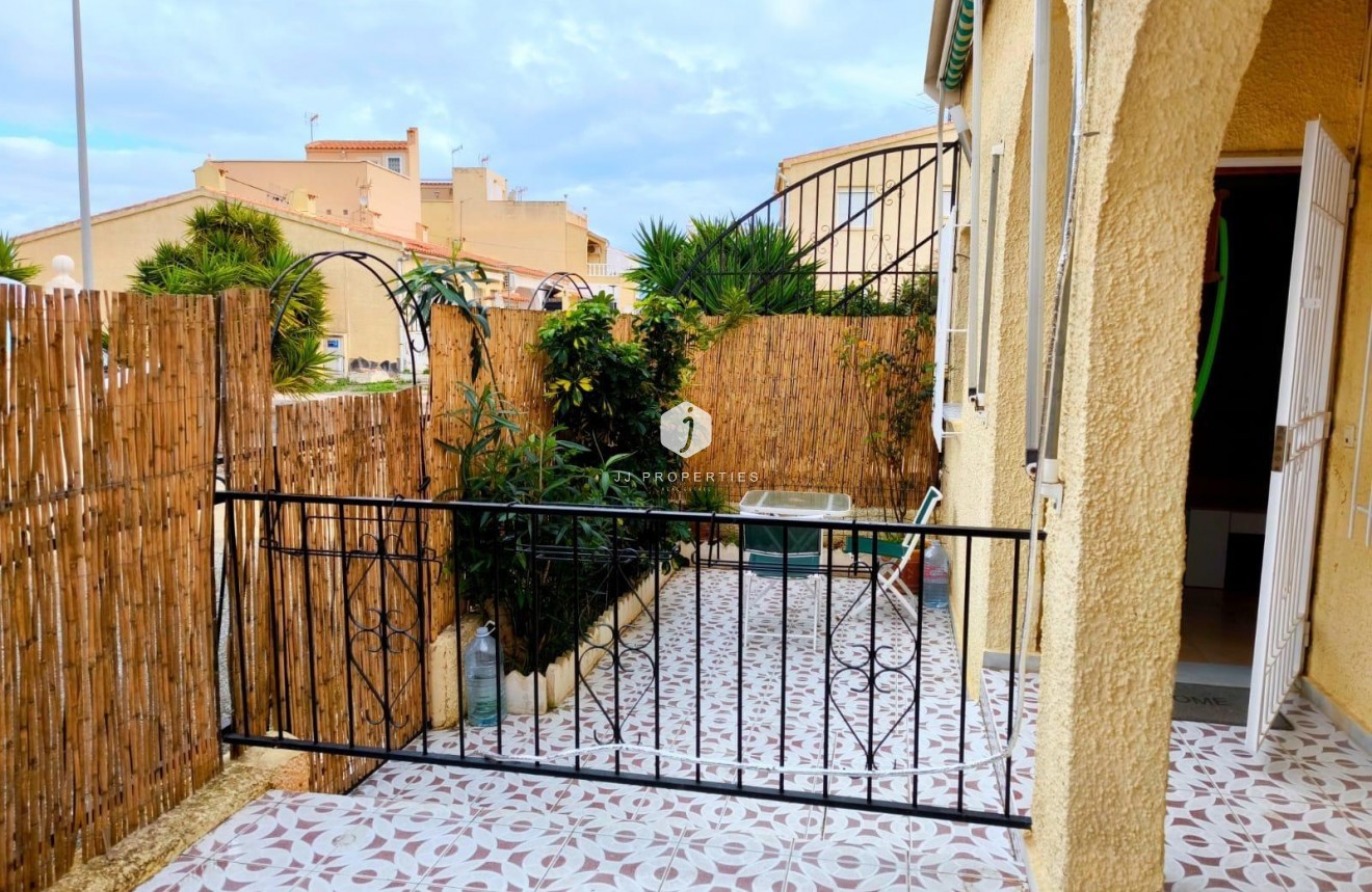 Tweedehands - Chalet -
San Fulgencio - La Marina - Urb. La Marina