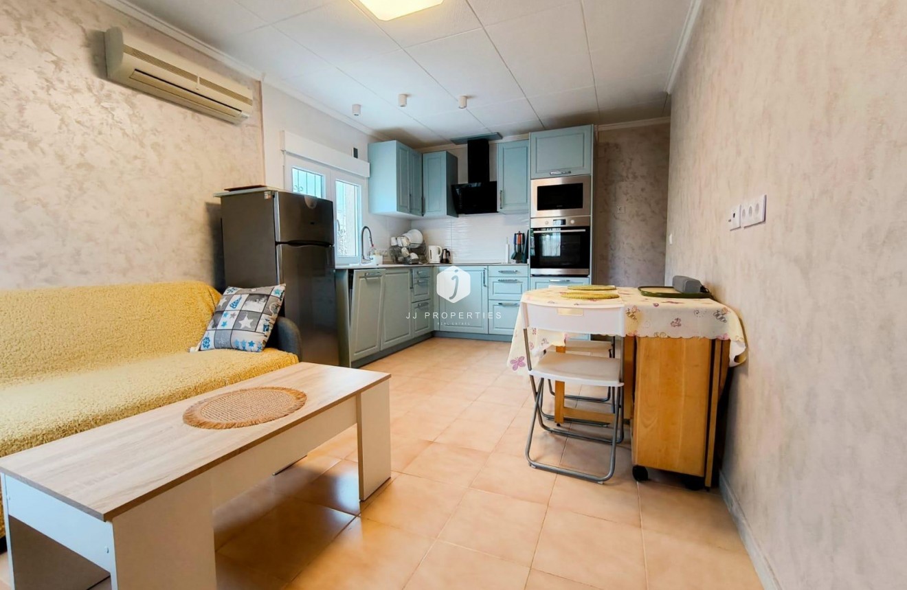 Tweedehands - Chalet -
San Fulgencio - La Marina - Urb. La Marina