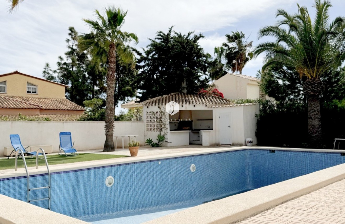 Tweedehands - Villa -
Orihuela Costa - Costa Blanca