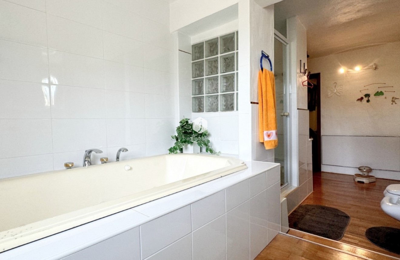 Tweedehands - Villa -
Orihuela Costa - Costa Blanca