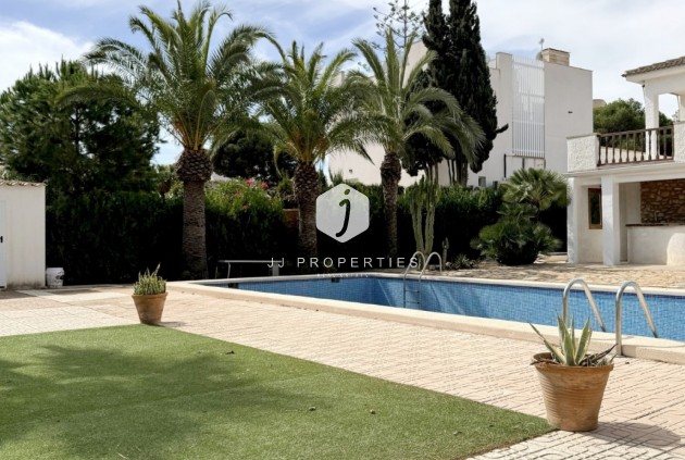 Tweedehands - Villa -
Orihuela Costa - Costa Blanca