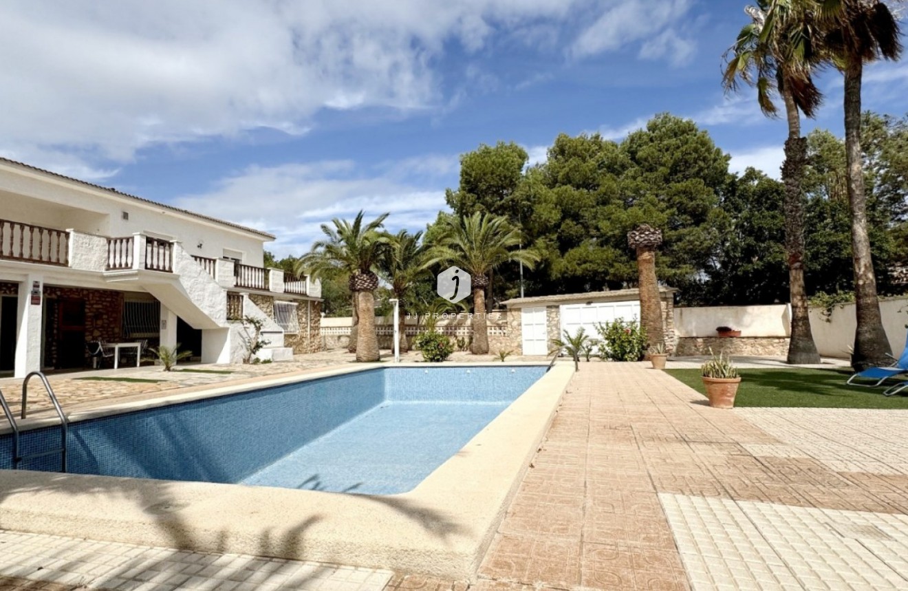 Tweedehands - Villa -
Orihuela Costa - Costa Blanca