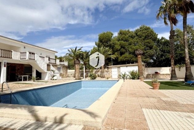 Tweedehands - Villa -
Orihuela Costa - Costa Blanca
