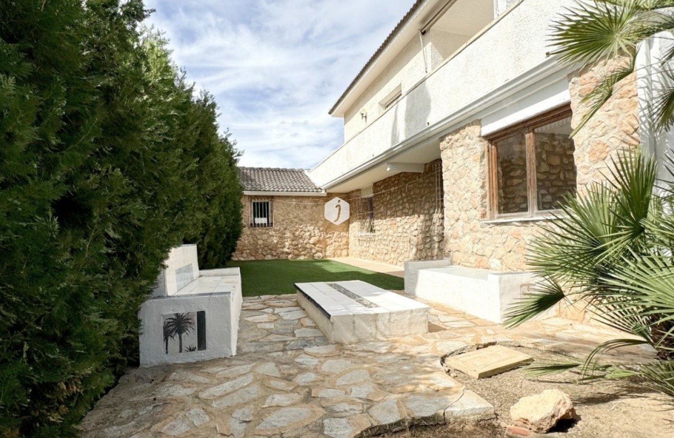 Tweedehands - Villa -
Orihuela Costa - Costa Blanca