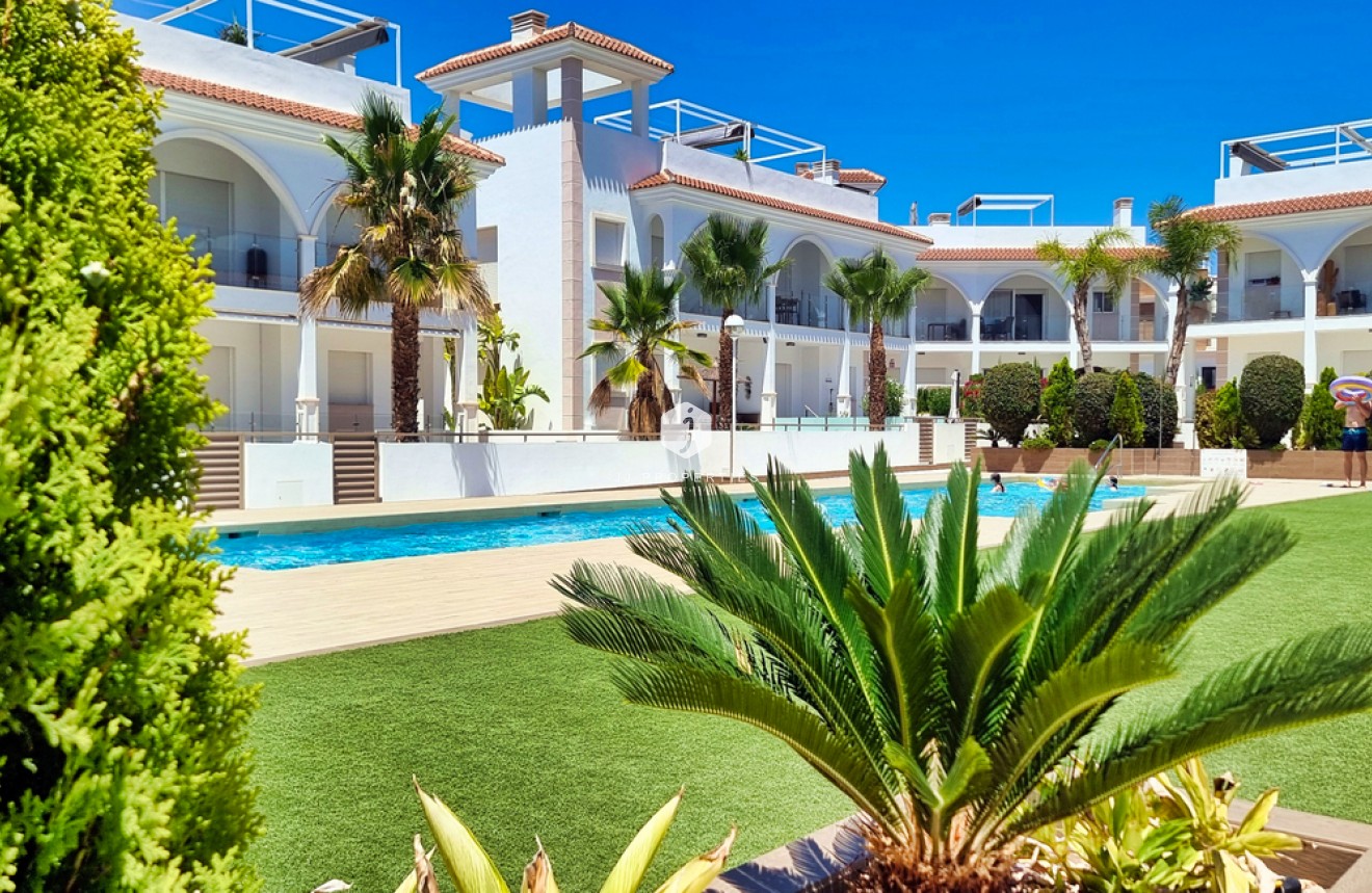 Tweedehands - Penthouse -
Ciudad Quesada - Dona Pepa