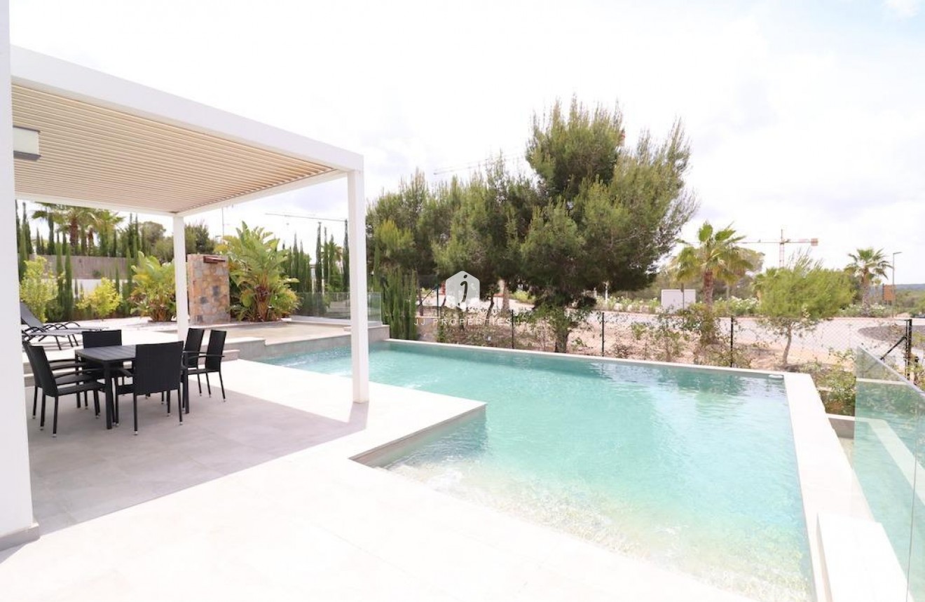 Tweedehands - Villa -
Orihuela Costa - Costa Blanca