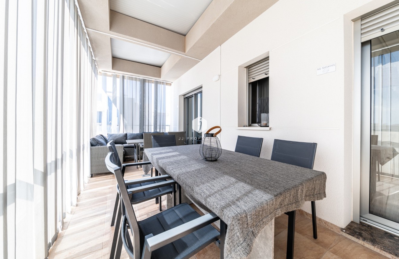 Tweedehands - Penthouse -
Orihuela Costa - Costa Blanca