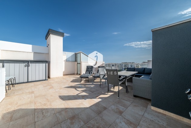 Tweedehands - Penthouse -
Orihuela Costa - Costa Blanca