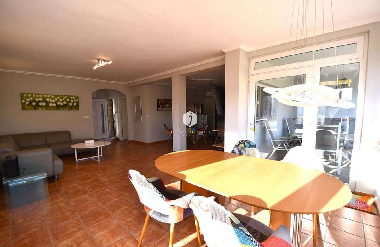 Tweedehands - Villa -
Orihuela Costa - La Zenia