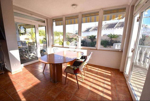 Tweedehands - Villa -
Orihuela Costa - La Zenia