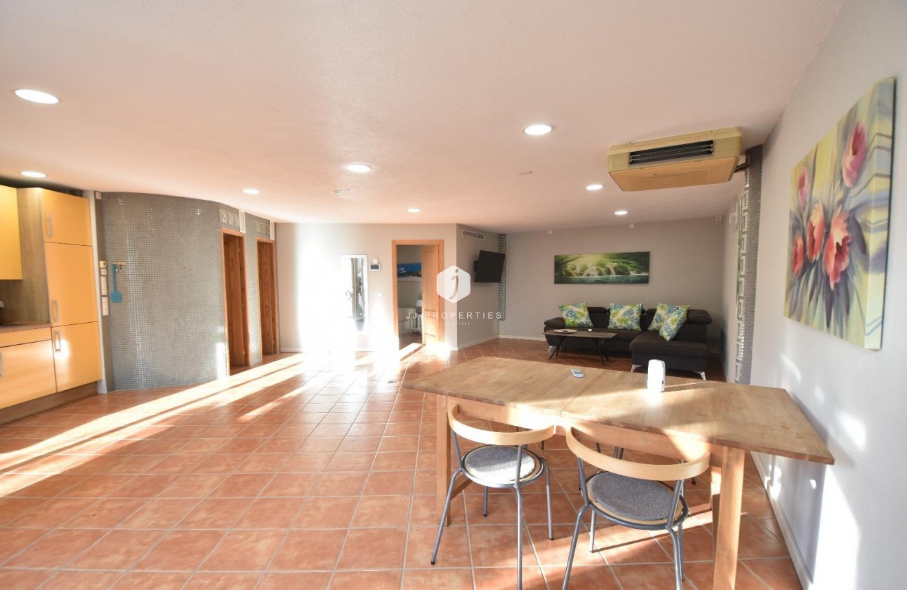 Tweedehands - Villa -
Orihuela Costa - La Zenia