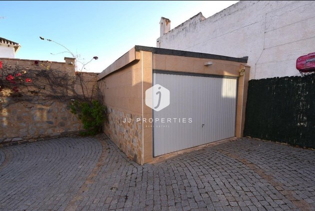 Tweedehands - Villa -
Orihuela Costa - La Zenia