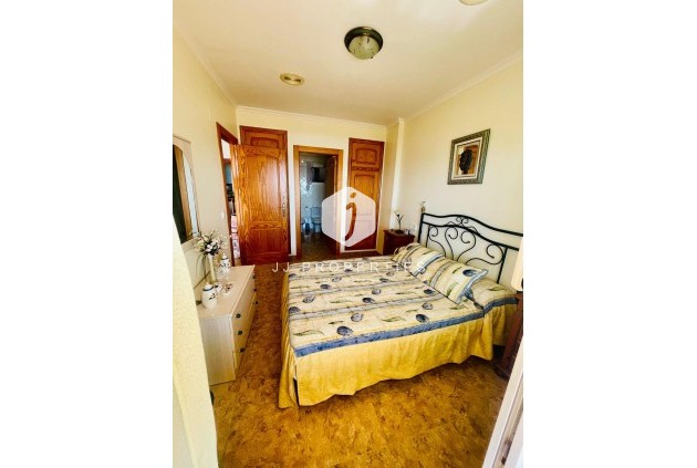 Tweedehands - Appartement / flat -
Torrevieja - La Mata