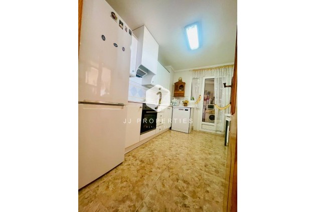 Tweedehands - Appartement / flat -
Torrevieja - La Mata