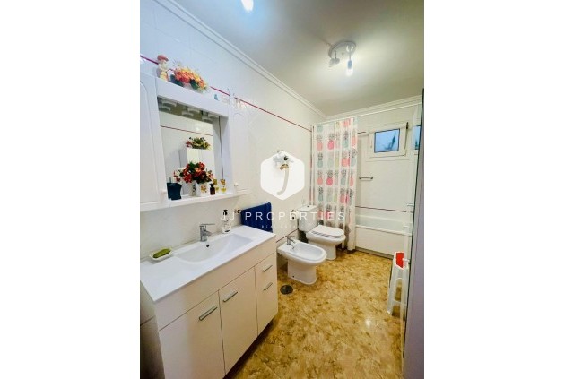 Tweedehands - Appartement / flat -
Torrevieja - La Mata