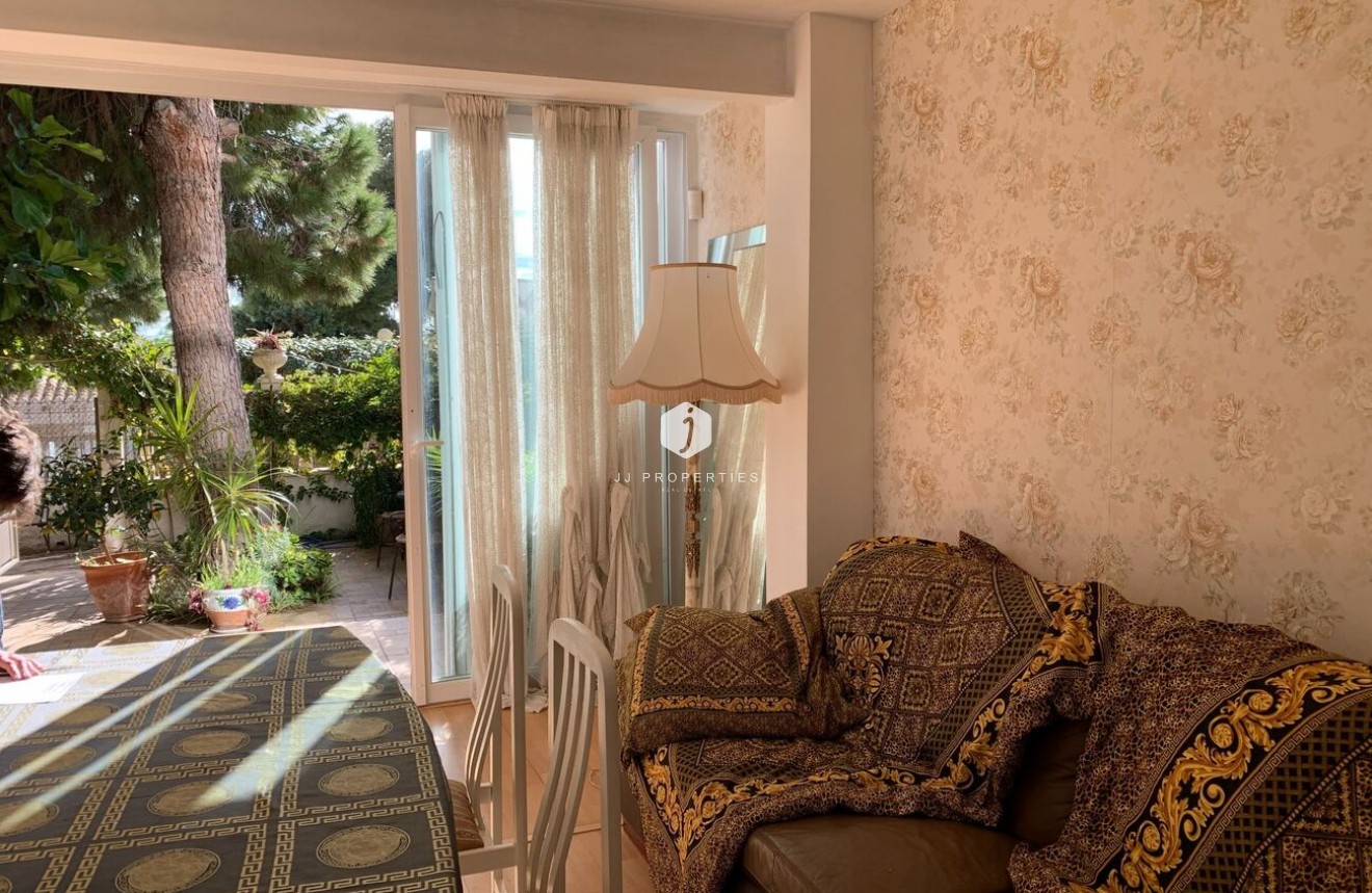 Tweedehands - duplex -
La Zenia - Costa Blanca