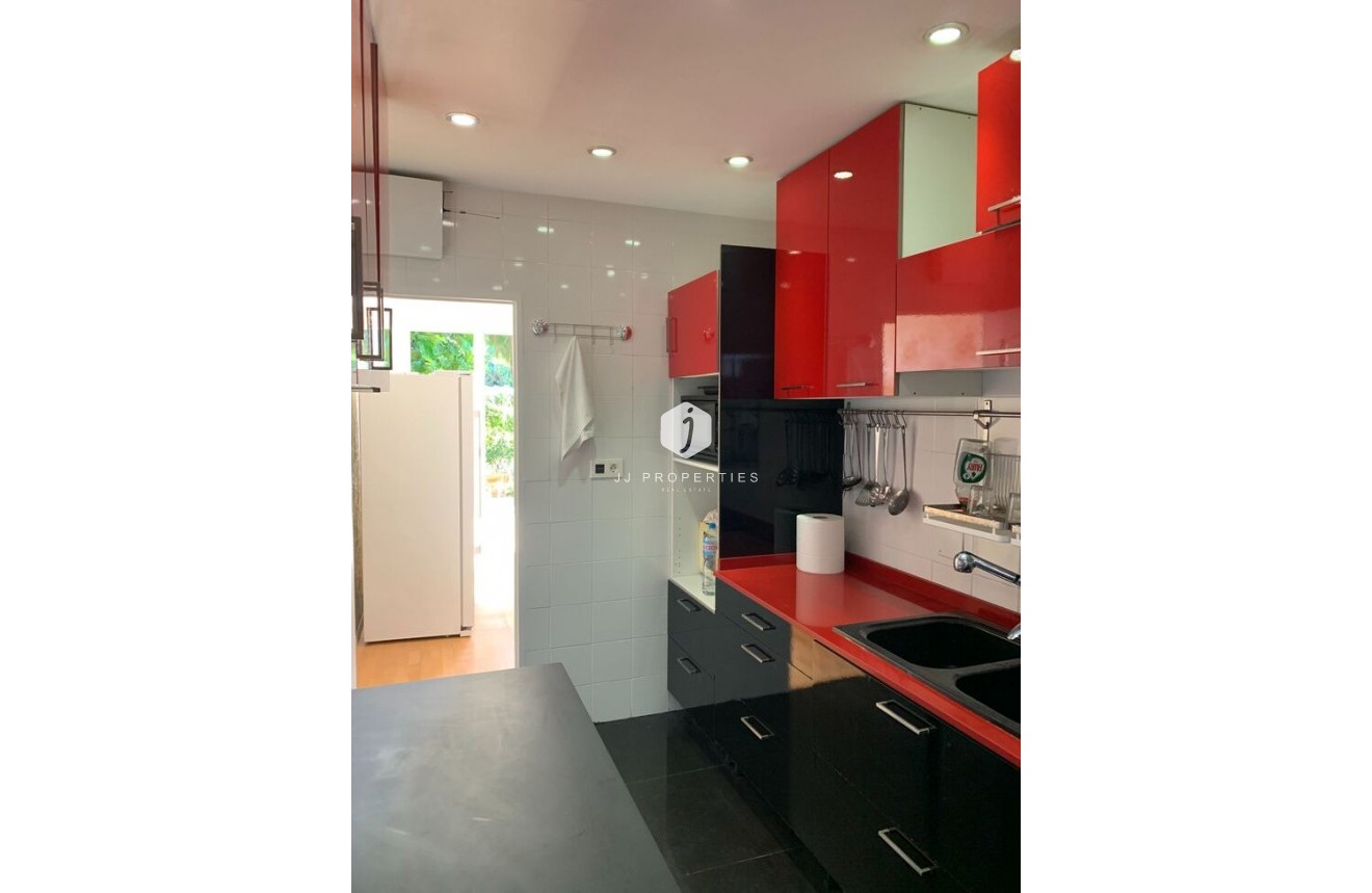 Tweedehands - duplex -
La Zenia - Costa Blanca