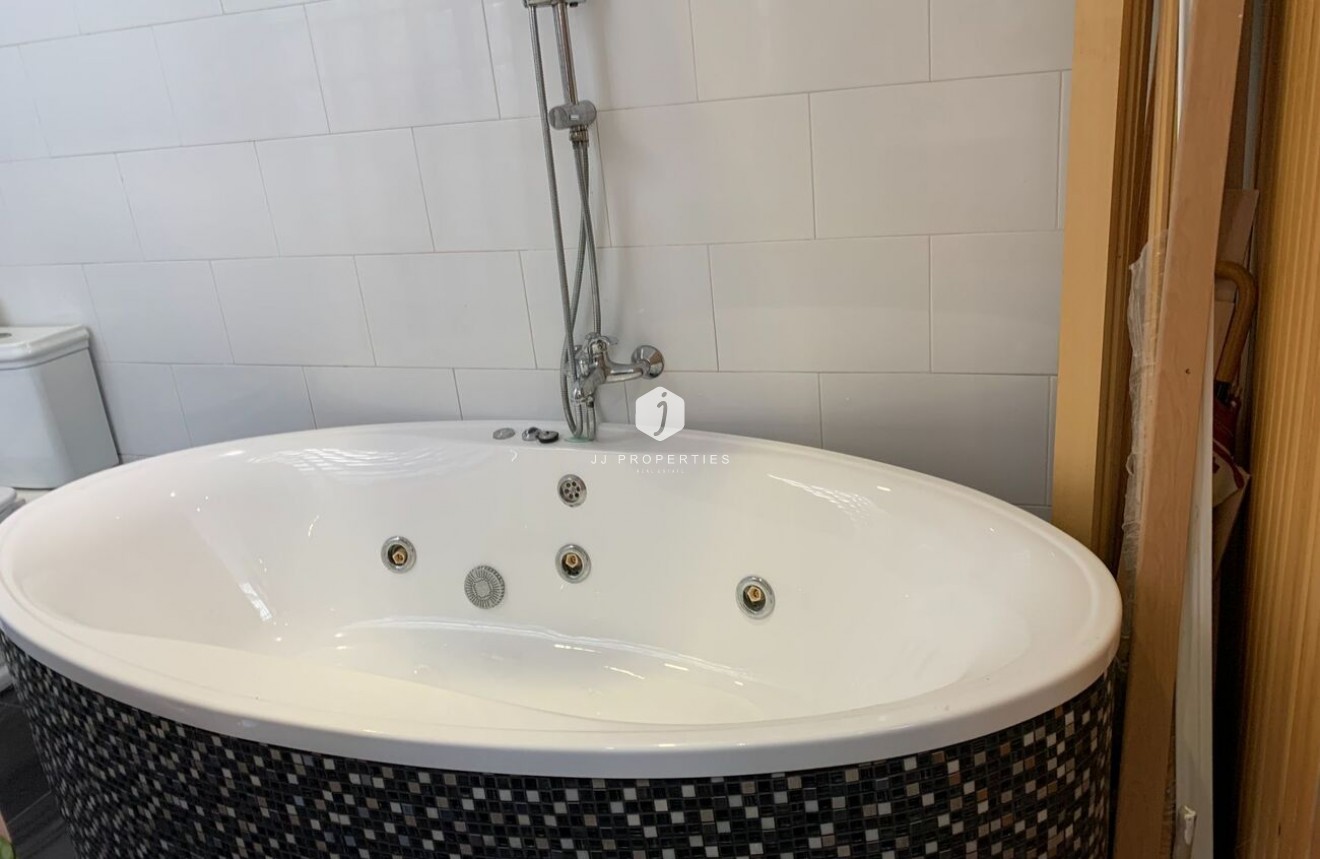 Tweedehands - duplex -
La Zenia - Costa Blanca