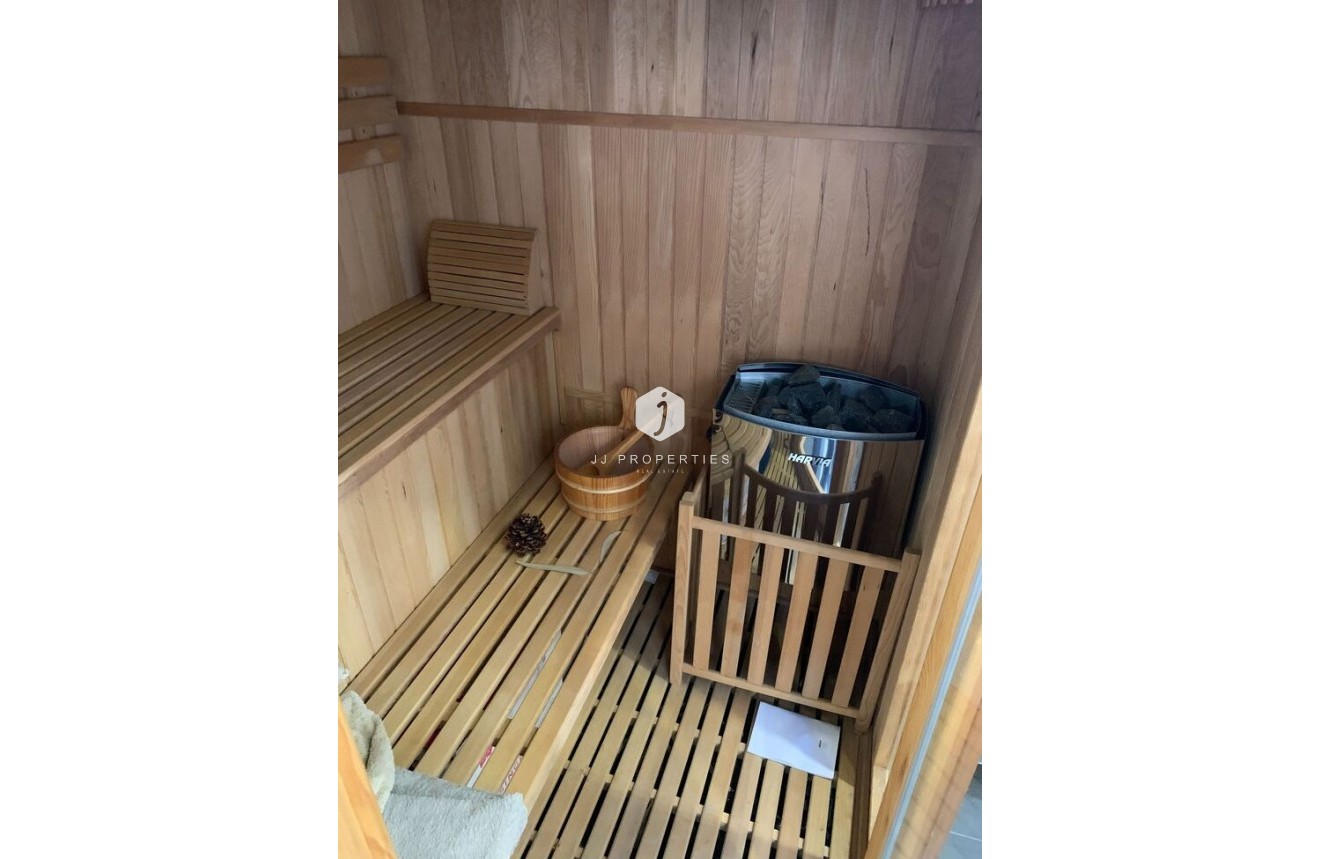 Tweedehands - duplex -
La Zenia - Costa Blanca